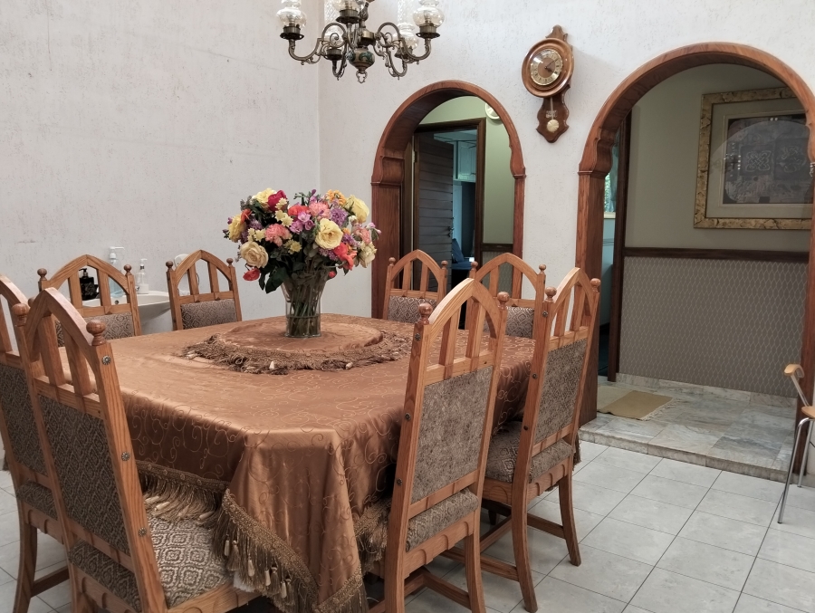 4 Bedroom Property for Sale in Van Der Hoff Park North West